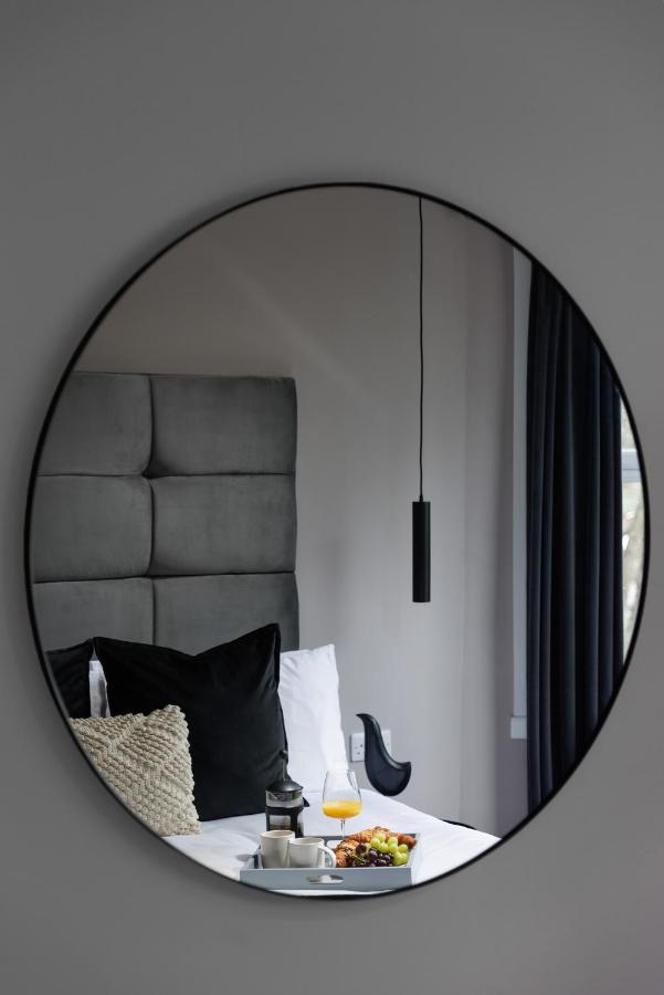 The Getaway! 3 Bed House - Plymouth - Sleeps 7 - Free Parking - Habita Property 외부 사진