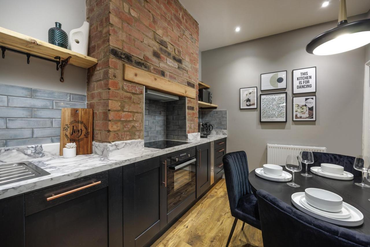 The Getaway! 3 Bed House - Plymouth - Sleeps 7 - Free Parking - Habita Property 외부 사진